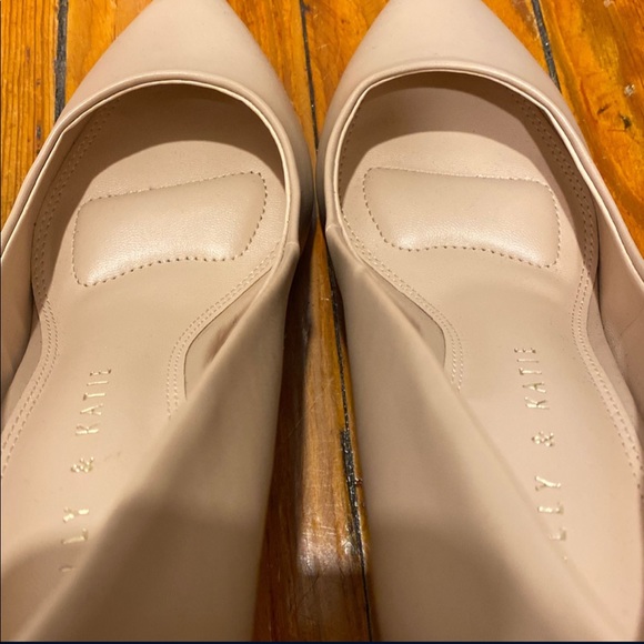 Heels - Picture 6 of 7